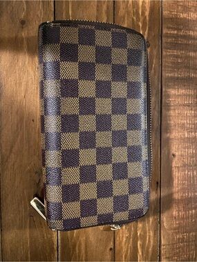 Brown checkered wallet